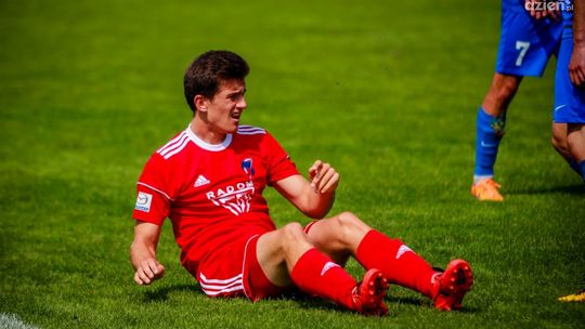 Wyjazdowa porażka Broni