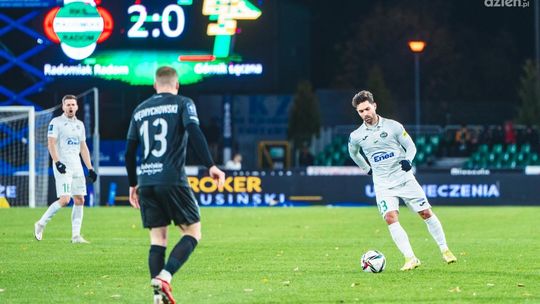 Wyjazdowy mecz Radomiaka Radom z Górnikiem Łęczna w Wielką Sobotę