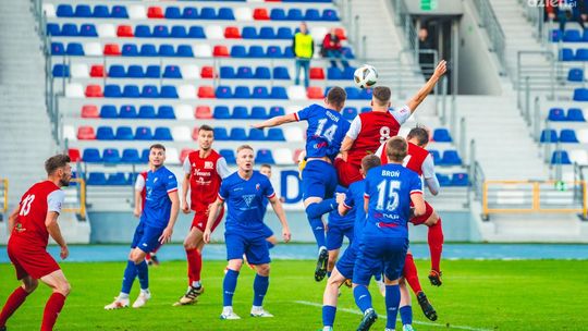 Wykorzystać atut własnego boiska. Zawodnicy 3. ligi powalczą o punkty Wykorzystać atut własnego boiska. Zawodnicy 3. ligi powalczą o punkty