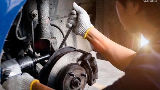 Wymiana klocków hamulcowych — jak często trzeba to robić?
