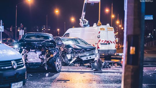 Wypadek na Chrobrego. Zobacz zdjęcia