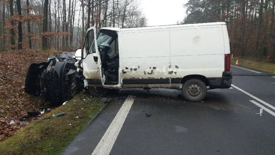 Wypadek na DK 79. Jedna osoba ranna