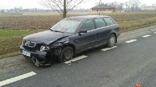 Wypadek na "dwunastce". Dwie osoby ranne