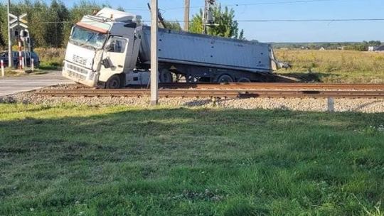 Wypadek na przejeździe kolejowym pod Wieniawą