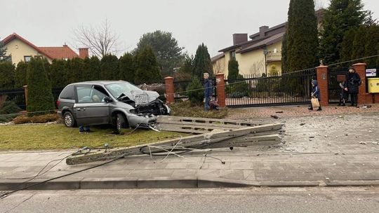 Wypadek na Starokrakowskiej - mieszkańcy bez prądu