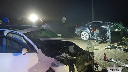 Wypadek trzech aut pod Radomiem. Jest osiem rannych osób!