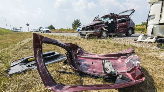 Wypadek w Mleczkowie. Kierowca osobówki zmarł