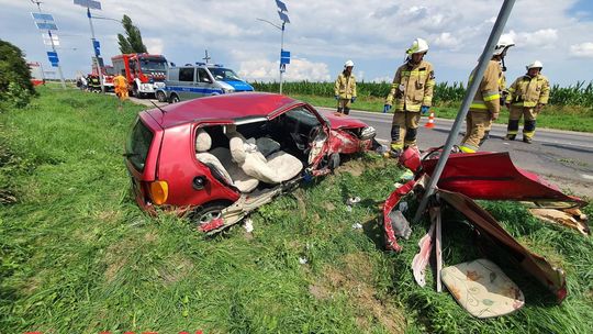 Wypadek w Modrzejowicach - dwie osoby w szpitalu (AKTUALIZACJA)