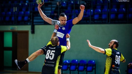 Wyraźna porażka szczypiornistów