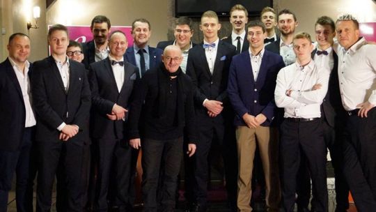 Wyśmienita zabawa na Balu Siatkarza