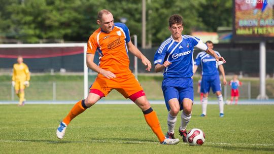 Wysoka porażka Broni w Warszawie