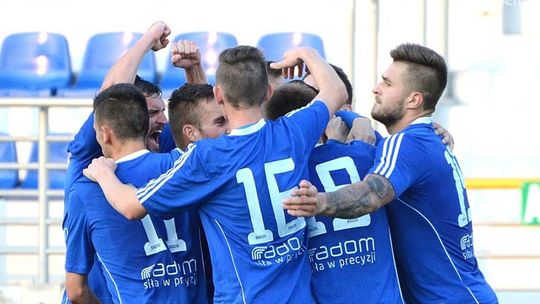 Wysoka wygrana Broni Radom