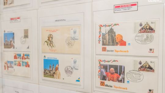 Wystawa o Janie Pawle II z okazji setnej rocznicy urodzin papieża 