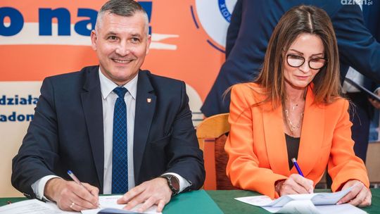 X Liceum Ogólnokształcące w Radomiu ze specjalistyczną salą gimnastyczną