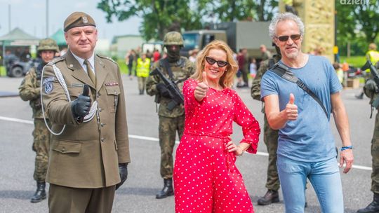 Z myślą o potrzebujących dzieciach. Wspólna akcja terytorialsów i aktorów