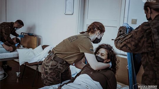 Z pomocą leżącym pacjentom