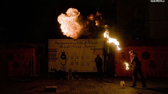 Za nami weekend magii i iluzji. Zakończył się IX Międzynarodowy Festiwal Artystów Ulicznych i Precyzji 