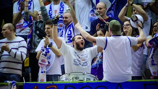 Zacięty mecz i ważna wygrana "Smoków"