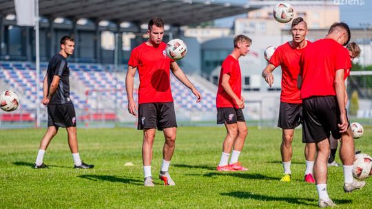 Zadecydowała końcówka meczu. Broń przegrała z Lechią Tomaszów Mazowiecki