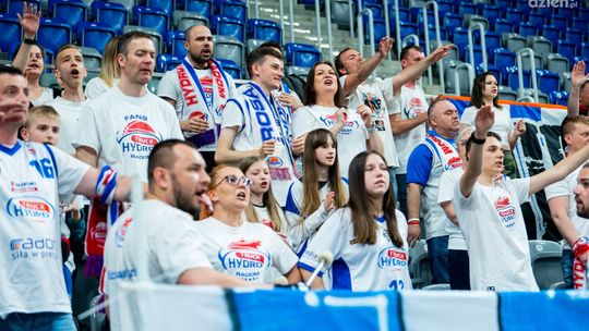 Zakup bilet w promocyjnej cenie i pożegnaj koszykarzy HydroTrucku Radom