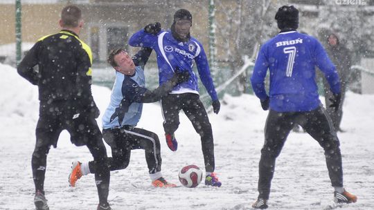 Zamiast meczu ligowego Broń rozegrała kolejny sparing