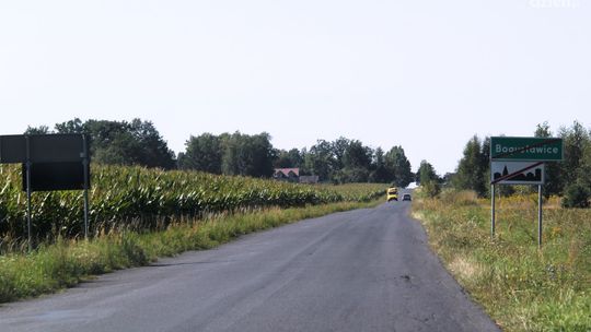 Zamknięta jezdnia w Bogusławicach