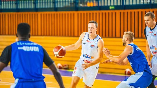 Zamknięty sparing dla rywali HydroTrucku Radom