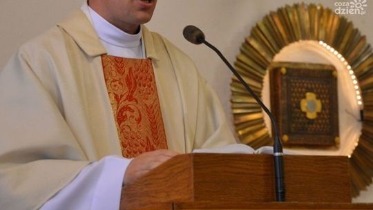 Zarzuty o charakterze seksualnym dla księdza z Radomia