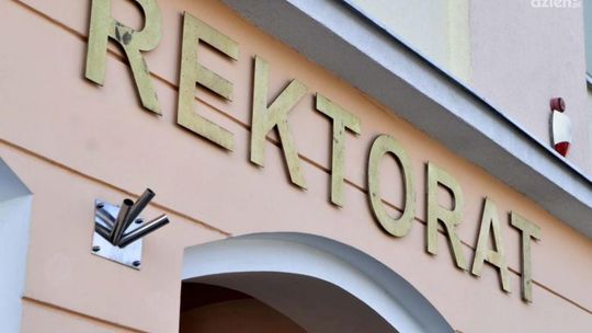 Zbigniew Łukasik: Kierunek lekarski jest kulą u nogi dla UTH