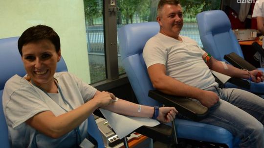 Zbiórka krwi przy szpitalu Zbiórka krwi przy szpitalu