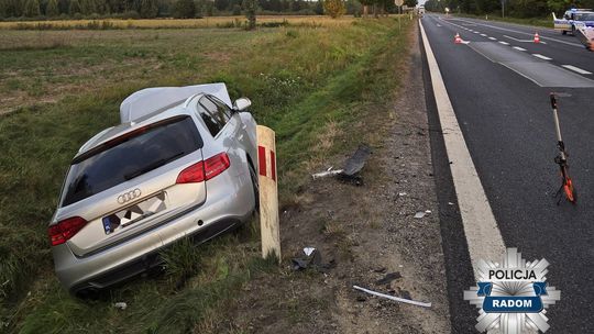 Zderzenie dwóch pojazdów w okolicach Radomia. Dwie osoby w szpitalu