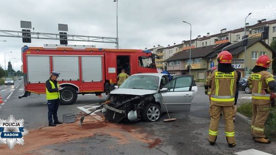 Zderzenie na skrzyżowaniu na os. Michałów 