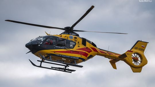 Zderzenie trzech aut. Wezwano śmigłowiec LPR