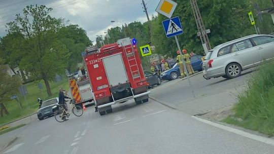 Zderzenie trzech pojazdów w Kowali 