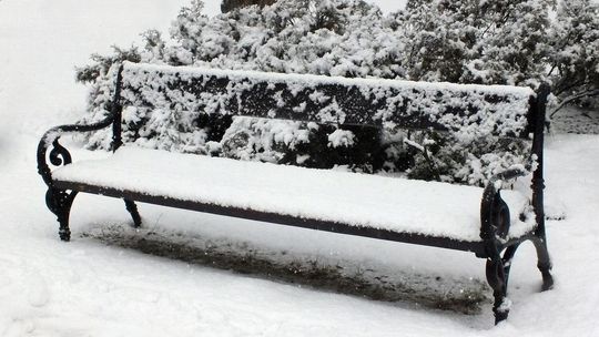 Zima uderza ponownie. Ratownicy apelują o rozsądek
