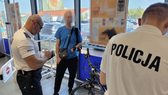 Złodzieje w radomskich marketach ujęci przez policjanta i pracownika KWP po służbie