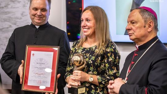 Złota kula wręczona