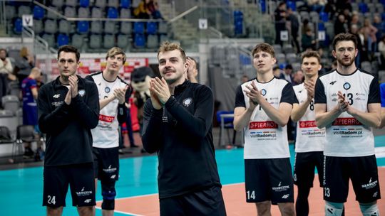 Zmiana na rozegraniu w ekipie Pierrota Czarnych Radom Zmiana na rozegraniu w ekipie Pierrota Czarnych Radom