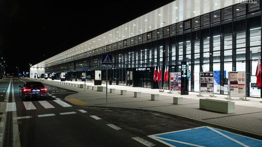 Znaczący spadek radomskiego lotniska. "Kolejne lata będą lepsze"