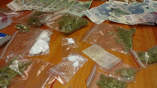 Znaleziono przy nim narkotyki. Grozi mu do 10 lat więzienia