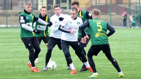 Znicz Pruszków lepszy od Radomiaka Radom