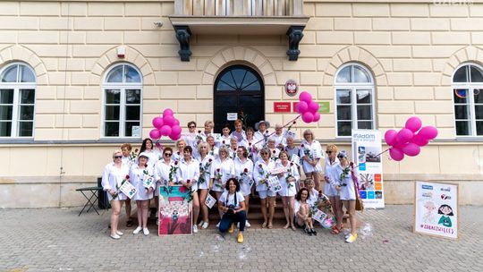 „Zobacz więcej” – niezwykła kampania o tolerancji, sile i zrozumieniu