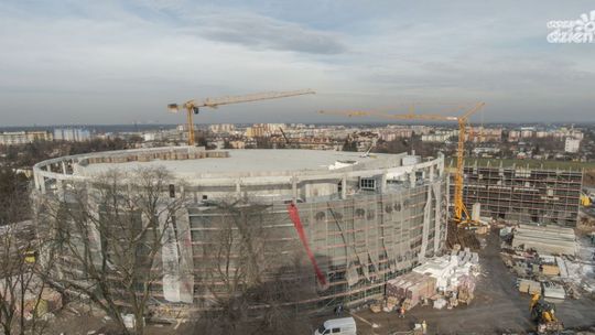 Zobacz zdjęcia z budowy hali i stadionu!