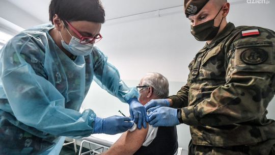 Żołnierze 6 MBOT pomogą seniorom w szczepieniach