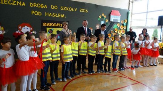 ZWOLEŃ. „Bezpieczna droga do szkoły 2016”