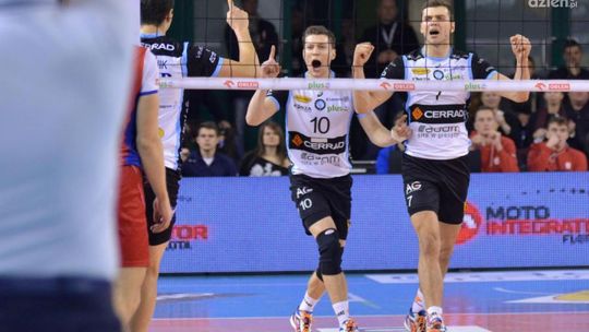 Zwycięski pięciosetowy bój Czarnych w Będzinie