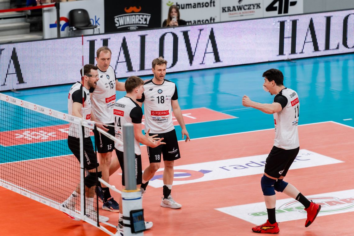 Czarni chcą podtrzymać serię. Do Radomia przyjeżdża Mickiewicz Kluczbork