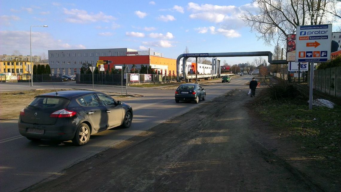 11 chętnych do przebudowy Młodzianowskiej 11 chętnych do przebudowy Młodzianowskiej