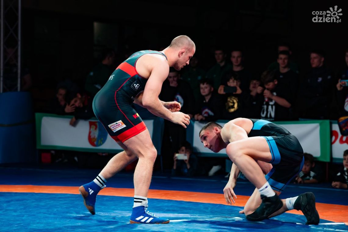 13 medali Olimpijczyka, złoto Arkadiusza Kułynycza na mistrzostwach Polski seniorów w Radomiu