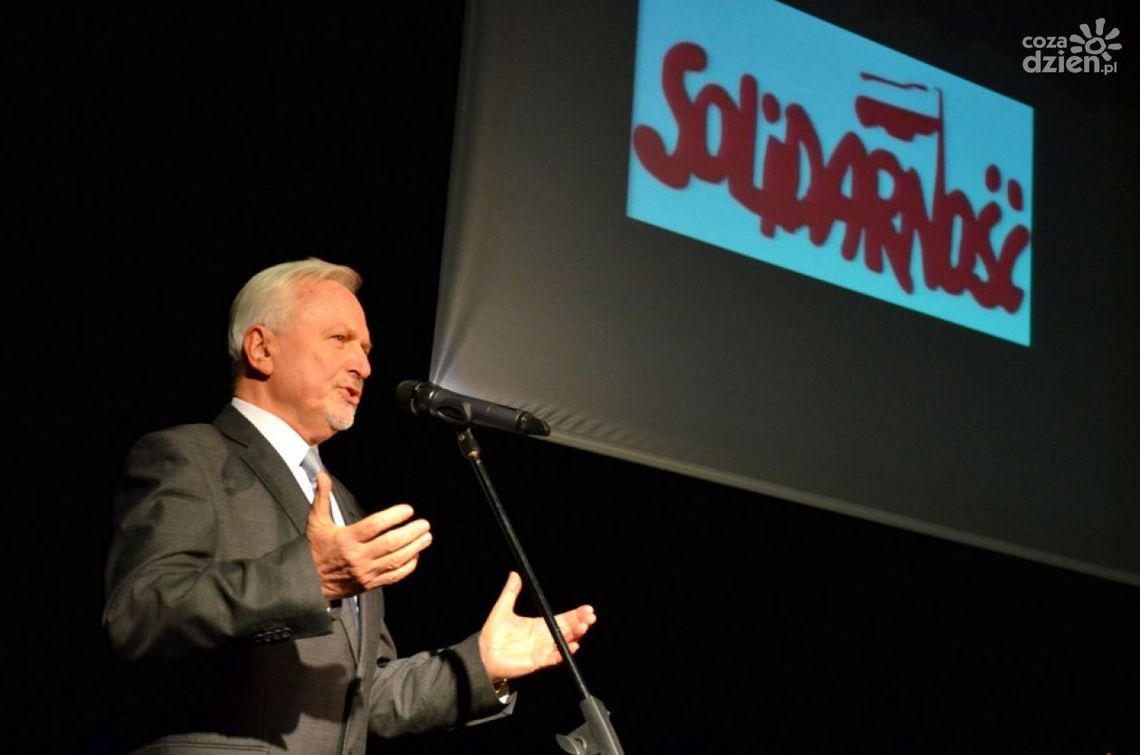 130 tys. zł odszkodowania dla przewodniczącego "Solidarności"